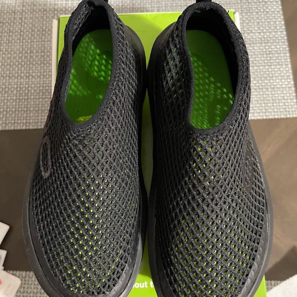 OOFOS Chukka shoes